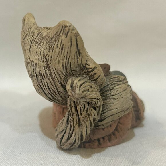 Sarah’s Attic Granny’s Favorites Cat Holding Teddy Bear Resin Figurine - Picture 3 of 8